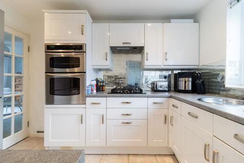 3 bedroom terraced house for sale, Kempton Walk, Croydon CR0