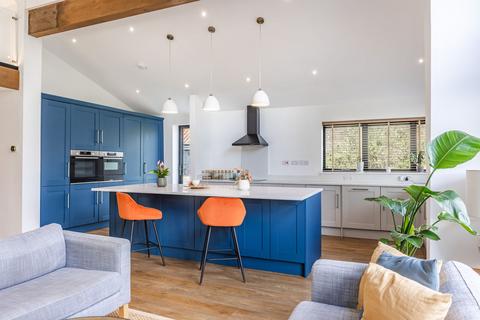undefined, Substantial Barn Conversion with Self-Contained Annexe in Ovington