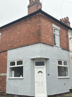 2 bedroom terraced house to rent, Bowling Street, Mansfield