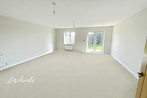 3 bedroom semi-detached house to rent, Maude Close New Romney TN28