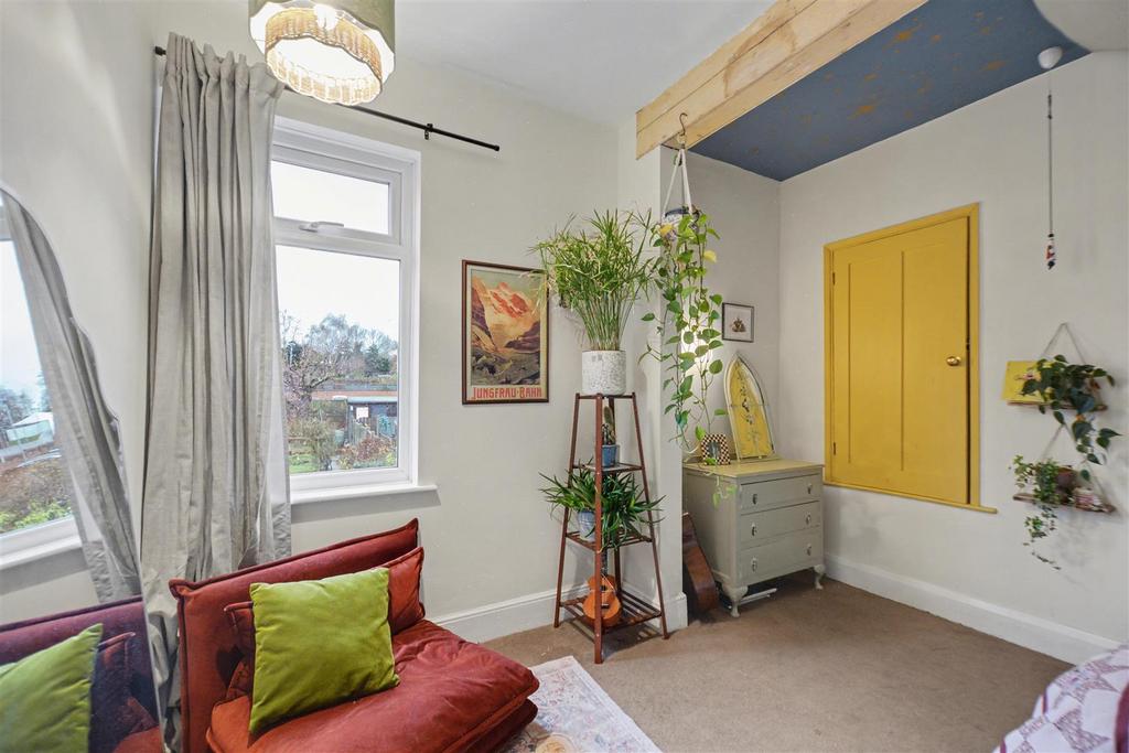 Bedroom 2 1.jpeg