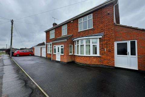 3 bedroom detached house for sale, Brook Road, Leicester, LE5