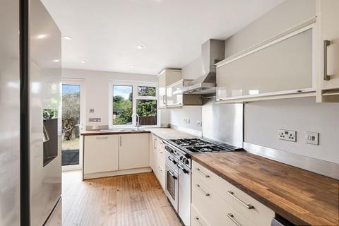 2 bedroom semi-detached house for sale, Fleece Road, Surbiton KT6