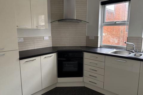 Studio to rent, Cross Street, Ryde, Isle of Wight