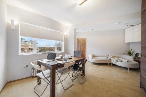 2 bedroom semi-detached house to rent, Barons Keep, Gliddon Road W14