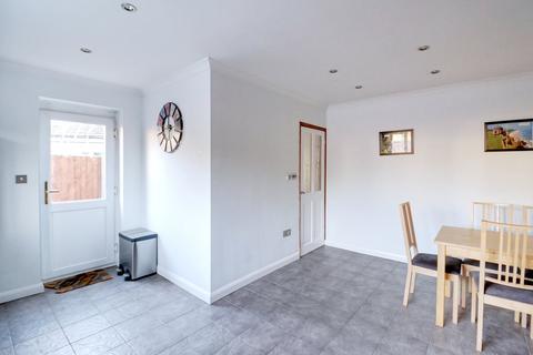 3 bedroom end of terrace house for sale, Church View, South Ockendon RM15
