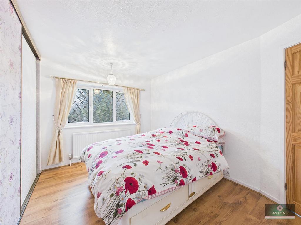 CAM04622 G0-PR0171-STILL009.jpg