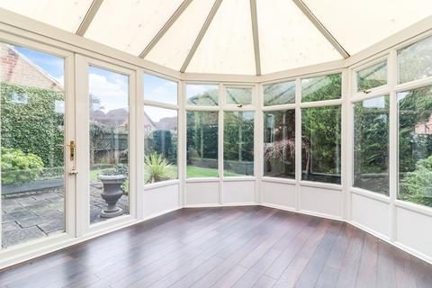 3 bedroom detached house to rent, Ridgefield, Watford, WD17