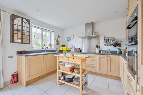 3 bedroom semi-detached house for sale, Old Farm Close, Watts Lane, Hullavington