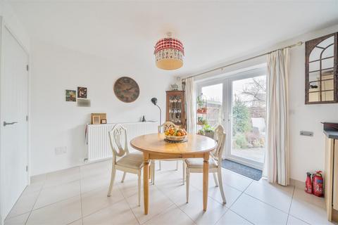 3 bedroom semi-detached house for sale, Old Farm Close, Watts Lane, Hullavington