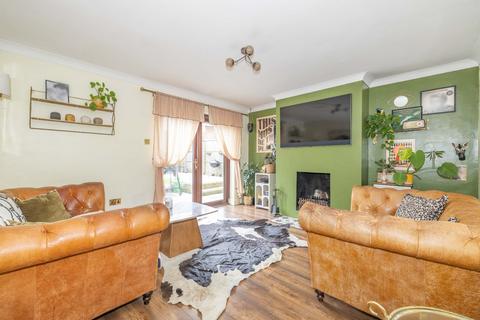 4 bedroom detached house for sale, Quarry Wood, Aldington, Ashford, Kent, TN25