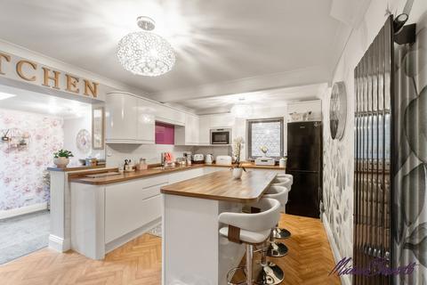 undefined, Upper Meadows, Bradford BD13
