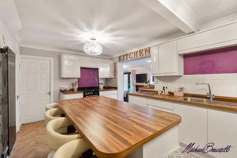 undefined, Upper Meadows, Bradford BD13