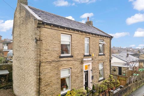 undefined, Brow Lane, Halifax HX3