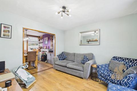 2 bedroom end of terrace house for sale, Old Heath Road, Colchester