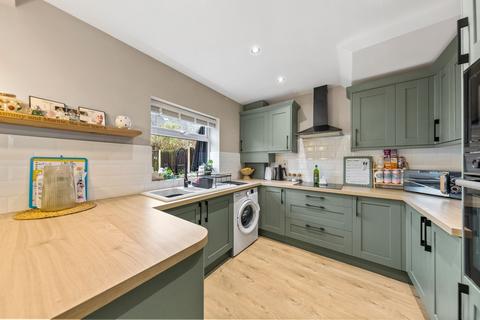 3 bedroom terraced house for sale, Winwick Road, Warrington, WA2