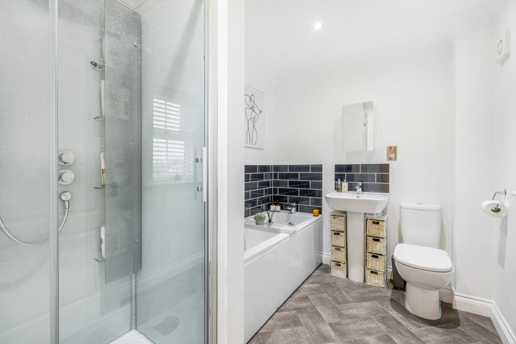 1 Kipling Avenue (Spalding)-25