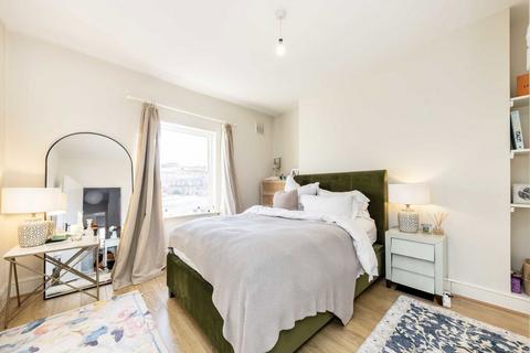 2 bedroom flat to rent, Girdlers Road, London W14