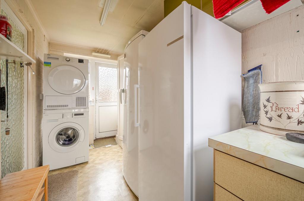 1403770 4 6978940...