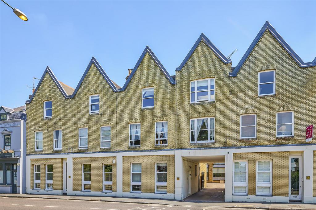 James Anderson - Sheen Lane London  SW14 8 HY 26.JP