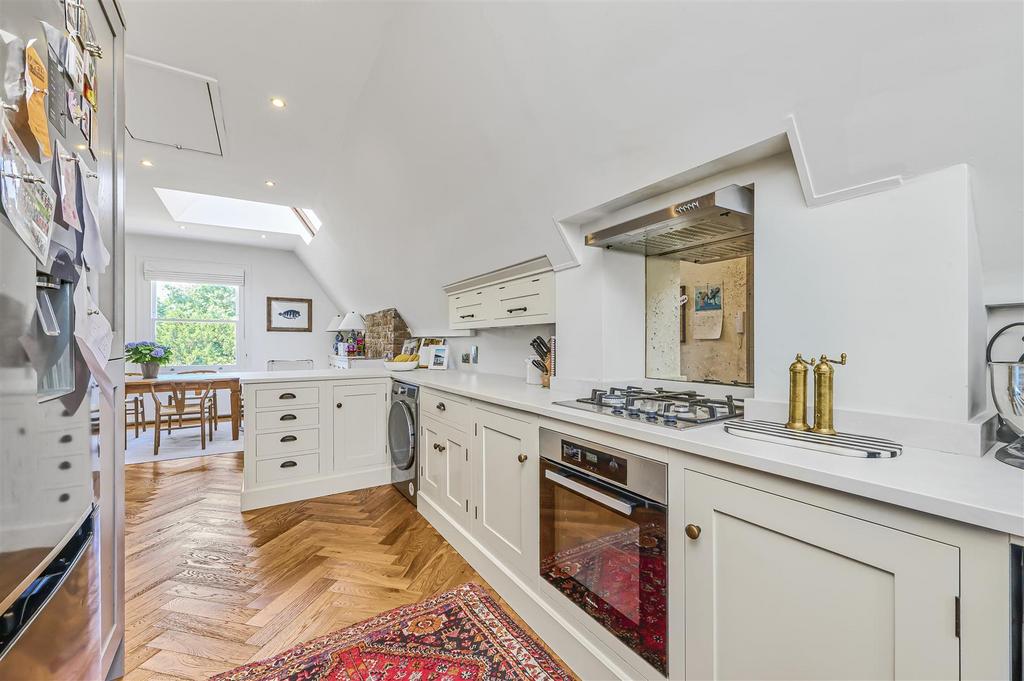 James Anderson - Sheen Lane London  SW14 8 HY 16.JP