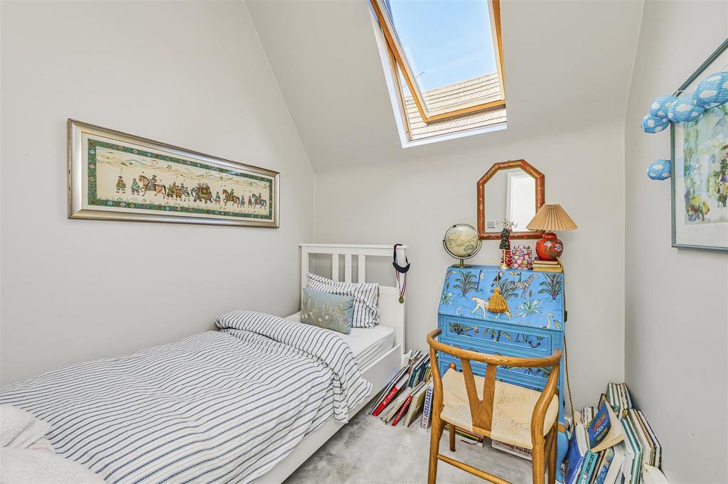 James Anderson - Sheen Lane London  SW14 8 HY 18.JP