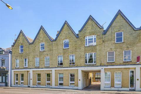 3 bedroom flat for sale, Sheen Lane, East Sheen, SW14