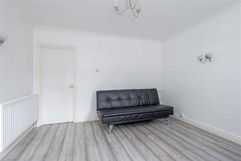 2 bedroom flat to rent, Aston Street, London E14