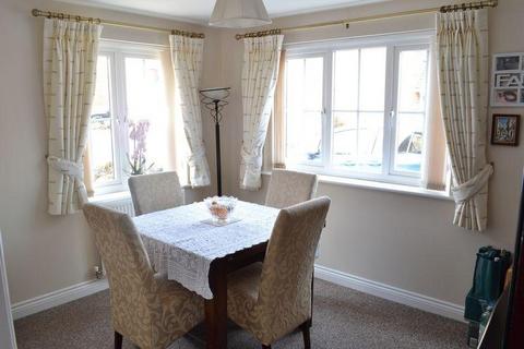 4 bedroom detached house for sale, Sunningdale Way, Gainsborough, DN21