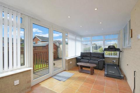 2 bedroom detached bungalow for sale, POPULAR LOCATION * SHANKLIN