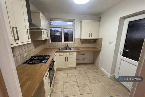 3 bedroom semi-detached house to rent, Yeoman Lane, Bearsted, Maidstone, ME14