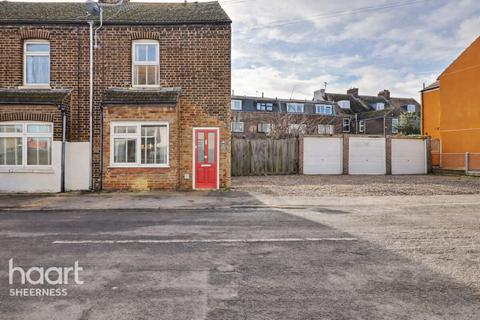 North Road, Queenborough