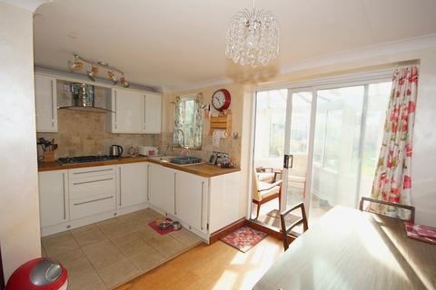 3 bedroom end of terrace house for sale, Lowry Close, Haverhill CB9