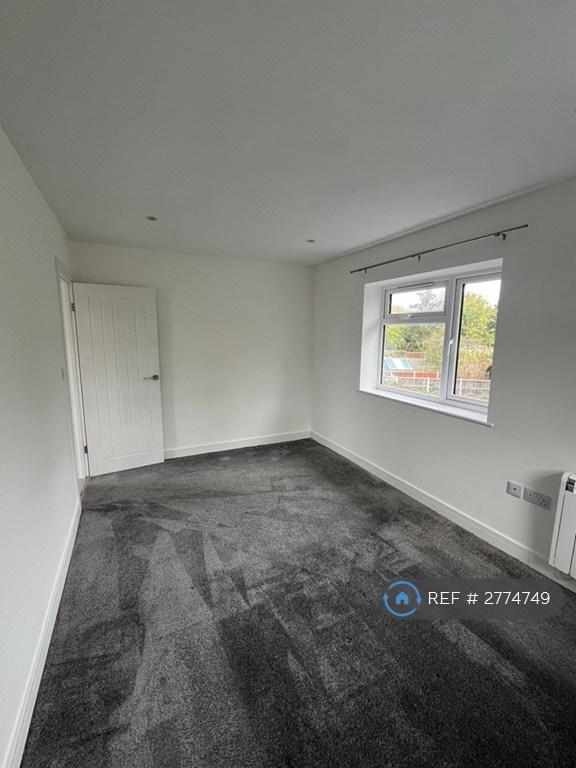 Double Bedroom