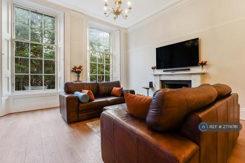 undefined, Inverleith Terrace, Edinburgh, EH3