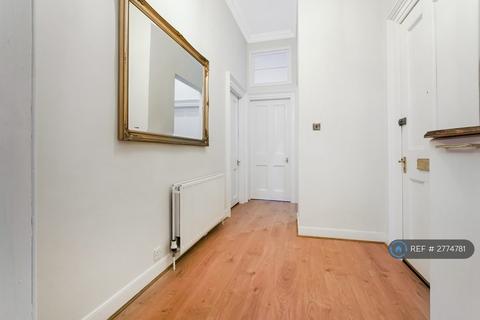 undefined, Inverleith Terrace, Edinburgh, EH3
