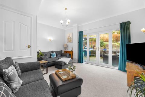 4 bedroom detached house for sale, Booker Close, Crowborough