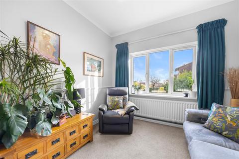 4 bedroom detached house for sale, Booker Close, Crowborough