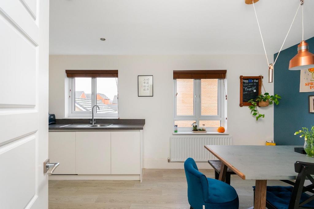 4 M4 DBR - Kitchen Diner F.jpg