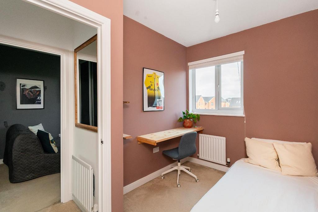 4 M4 DBR - Bedroom H.jpg