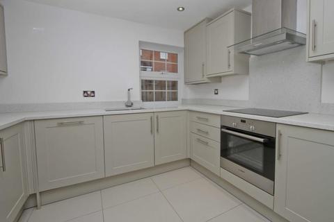 2 bedroom terraced house to rent, Ducks Hill Road, Northwood HA6
