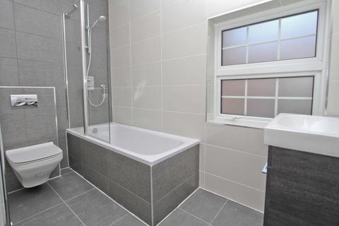 2 bedroom terraced house to rent, Ducks Hill Road, Northwood HA6