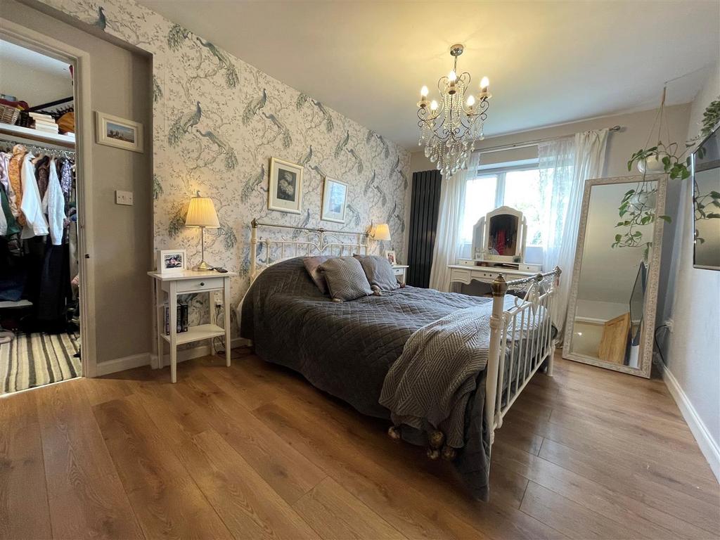 Master Bedroom.jpg