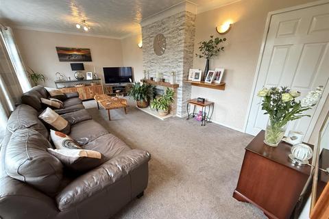 4 bedroom detached house for sale, Pipers Lane, Heswall, Wirral