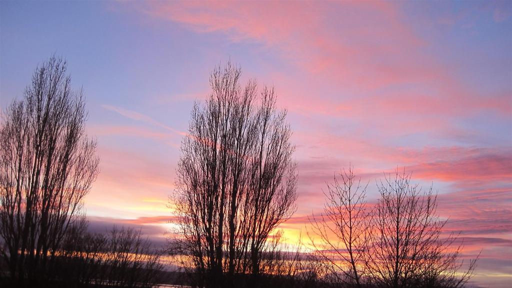 Kernyck sunset 3..JPG
