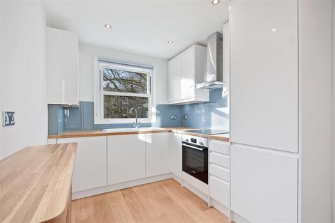 2 bedroom flat to rent, Applegarth Road, Brook Green, London W14