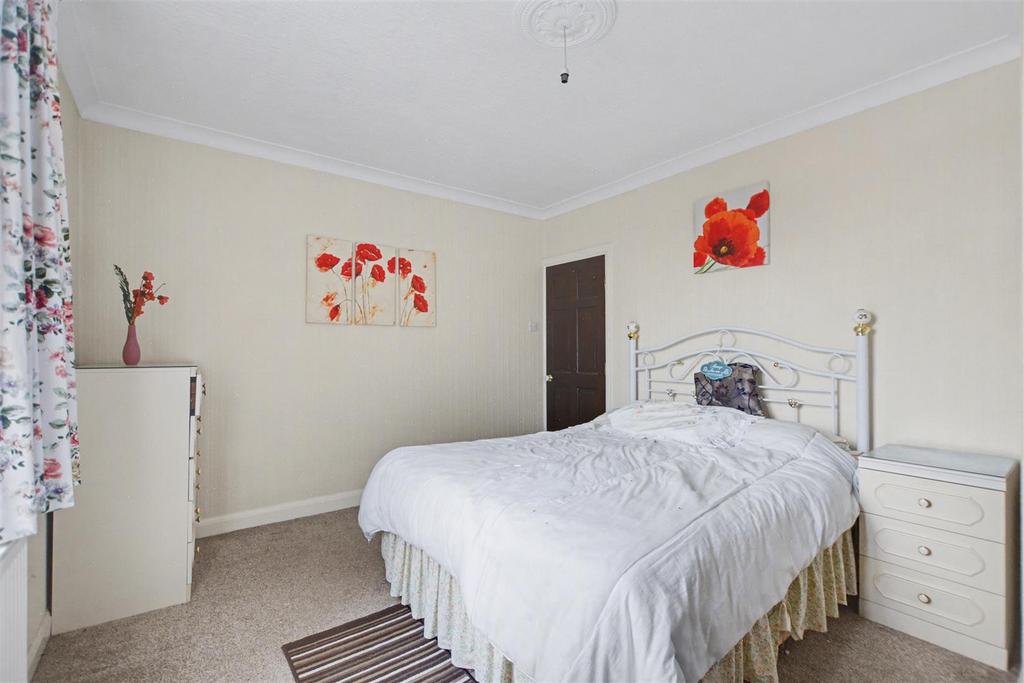 Bedroom 2 2.jpeg