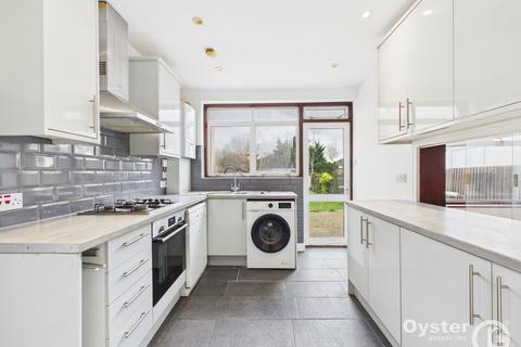 undefined, Shooters Avenue, Harrow, HA3