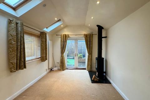 undefined, New Smithy Drive, Thurlstone