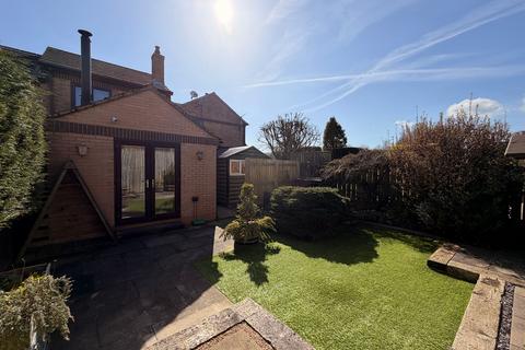1 bedroom terraced house for sale, New Smithy Drive, Thurlstone